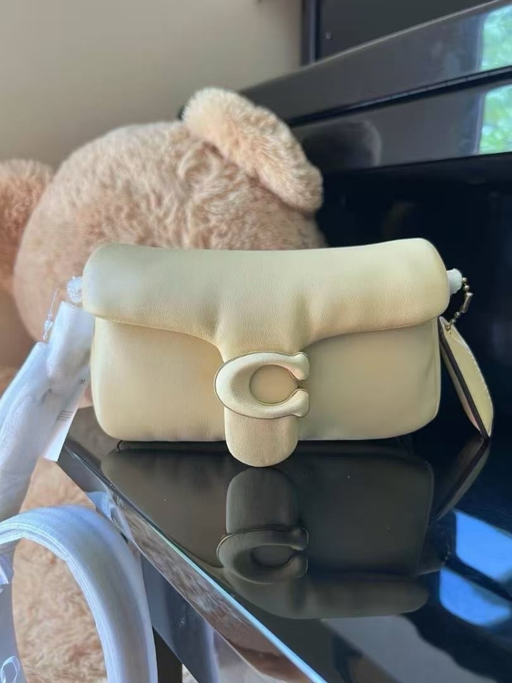 Coach Pillow Tabby Shoulder Bag 18 c3880 in vanilla